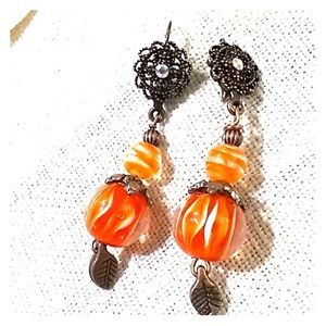 Beaded dangle orange earrings JTS021